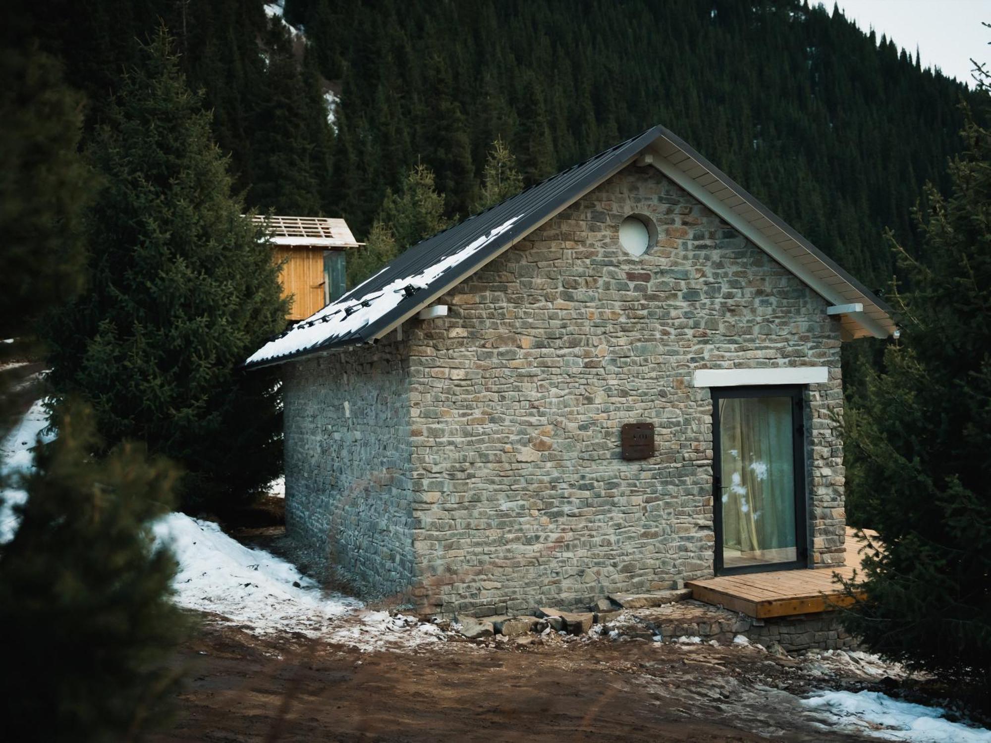 Hotel Pana Unique Kolsay Kurmenty Exterior foto